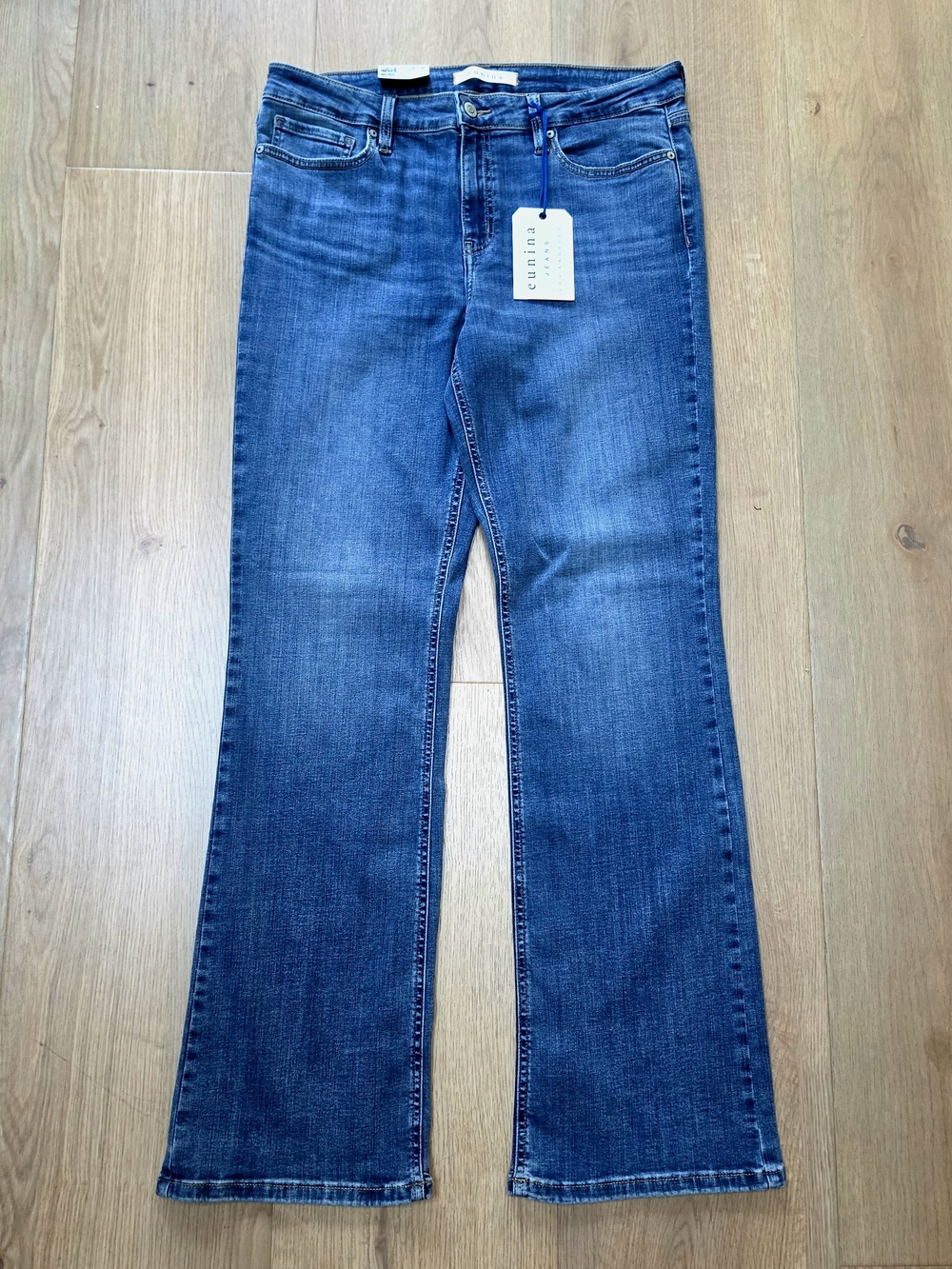 NWT Eunina Imogen Bootcut Jeans  Size 13 (31 women's) Stretch Lyocell Denim